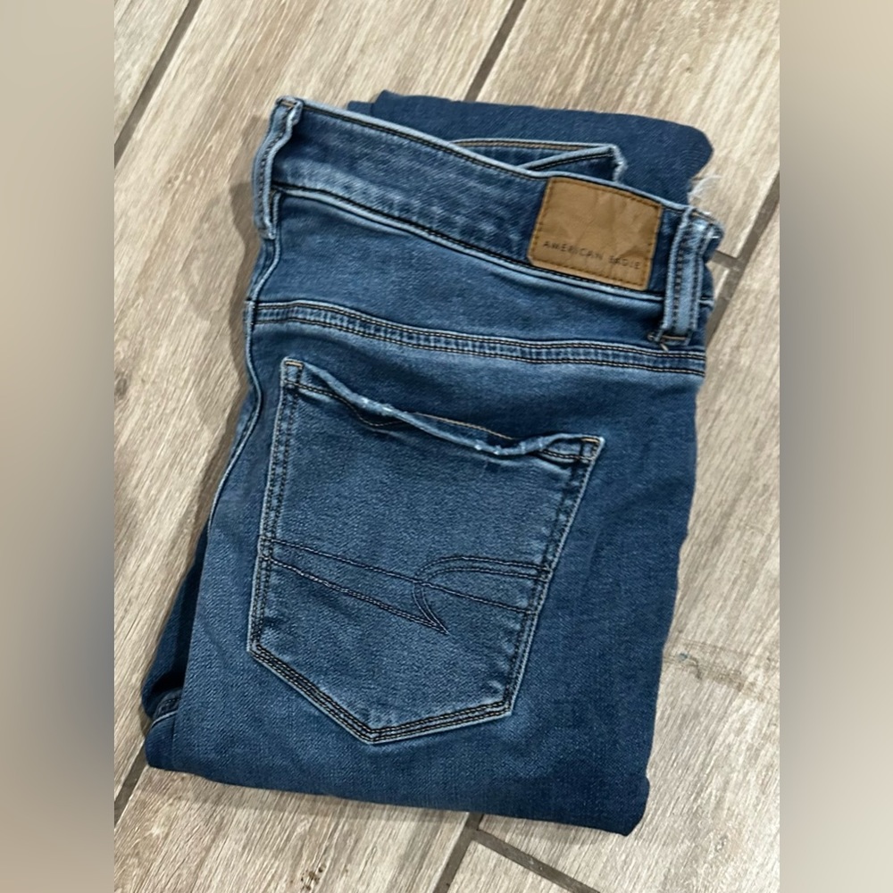American Eagle distressed jeans